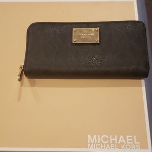 Blk/gold MK wallet